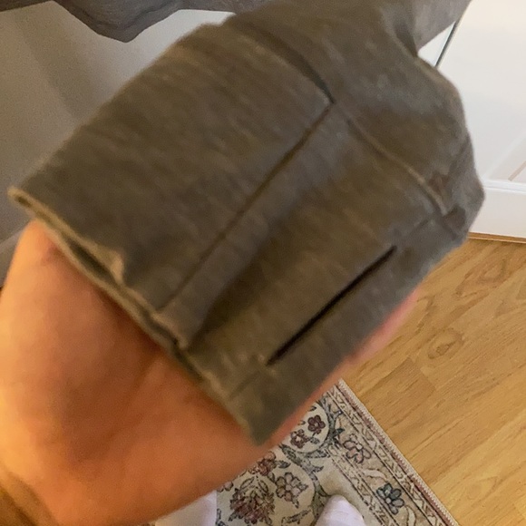 Lulu lemon grey jacket - Picture 5 of 5